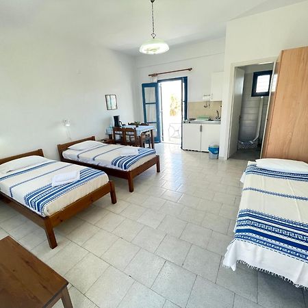 Thalassitis Coastal Apartments 페리볼로스 외부 사진