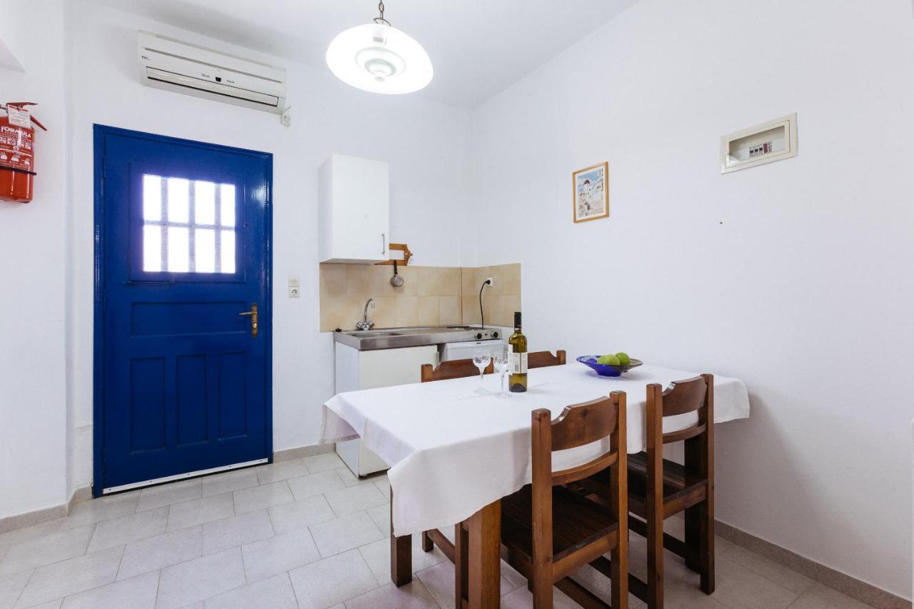 Thalassitis Coastal Apartments 페리볼로스 외부 사진