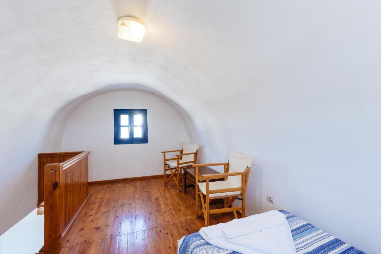 Thalassitis Coastal Apartments 페리볼로스 외부 사진