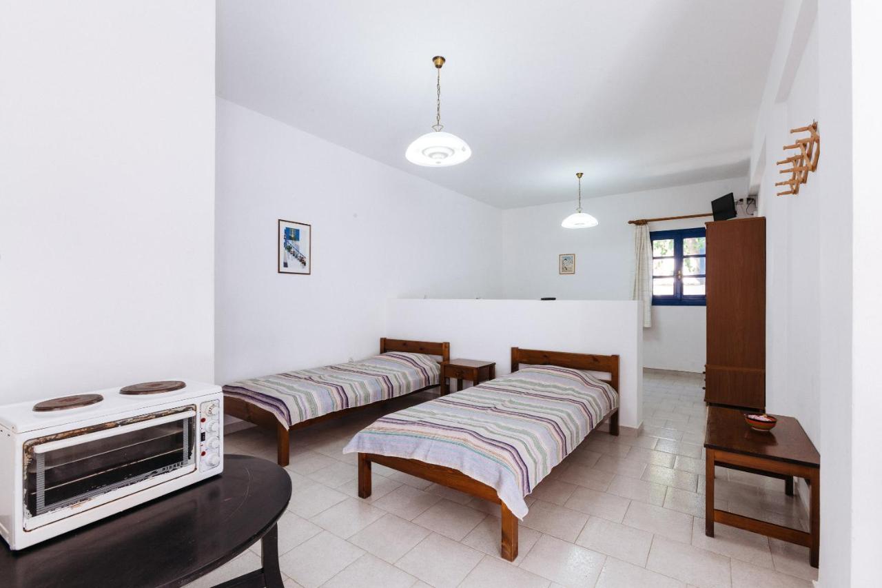 Thalassitis Coastal Apartments 페리볼로스 외부 사진