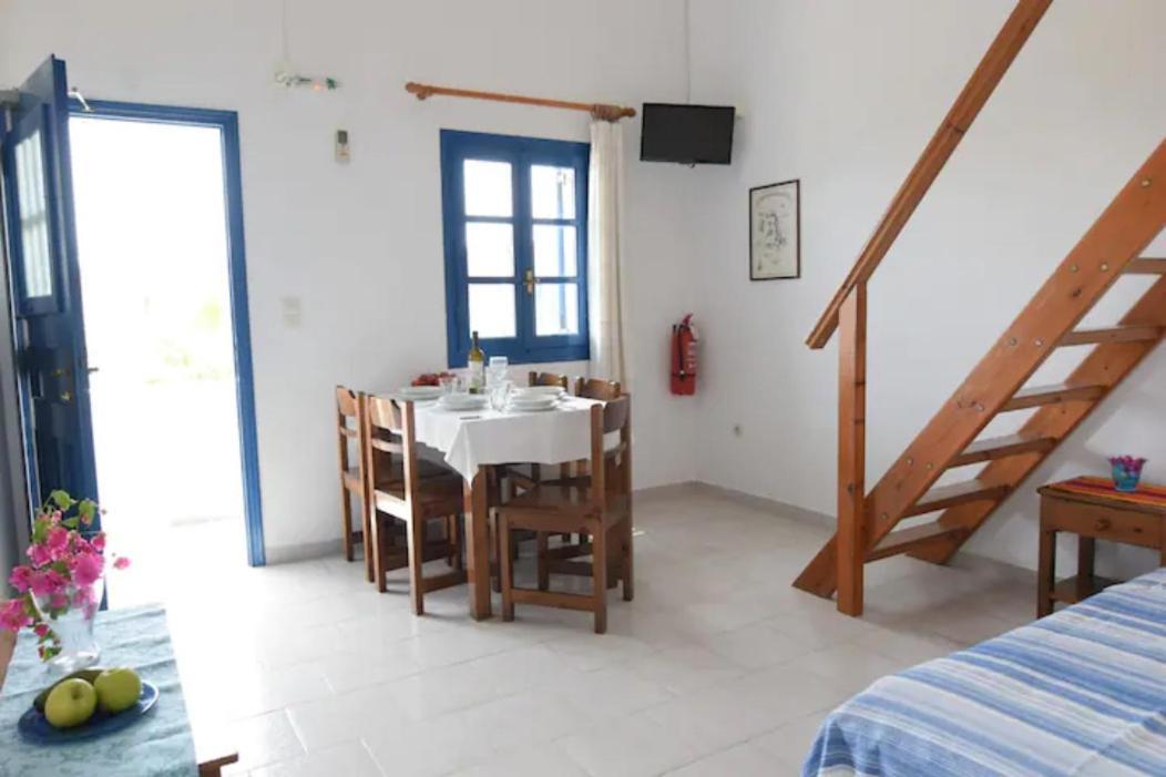 Thalassitis Coastal Apartments 페리볼로스 외부 사진