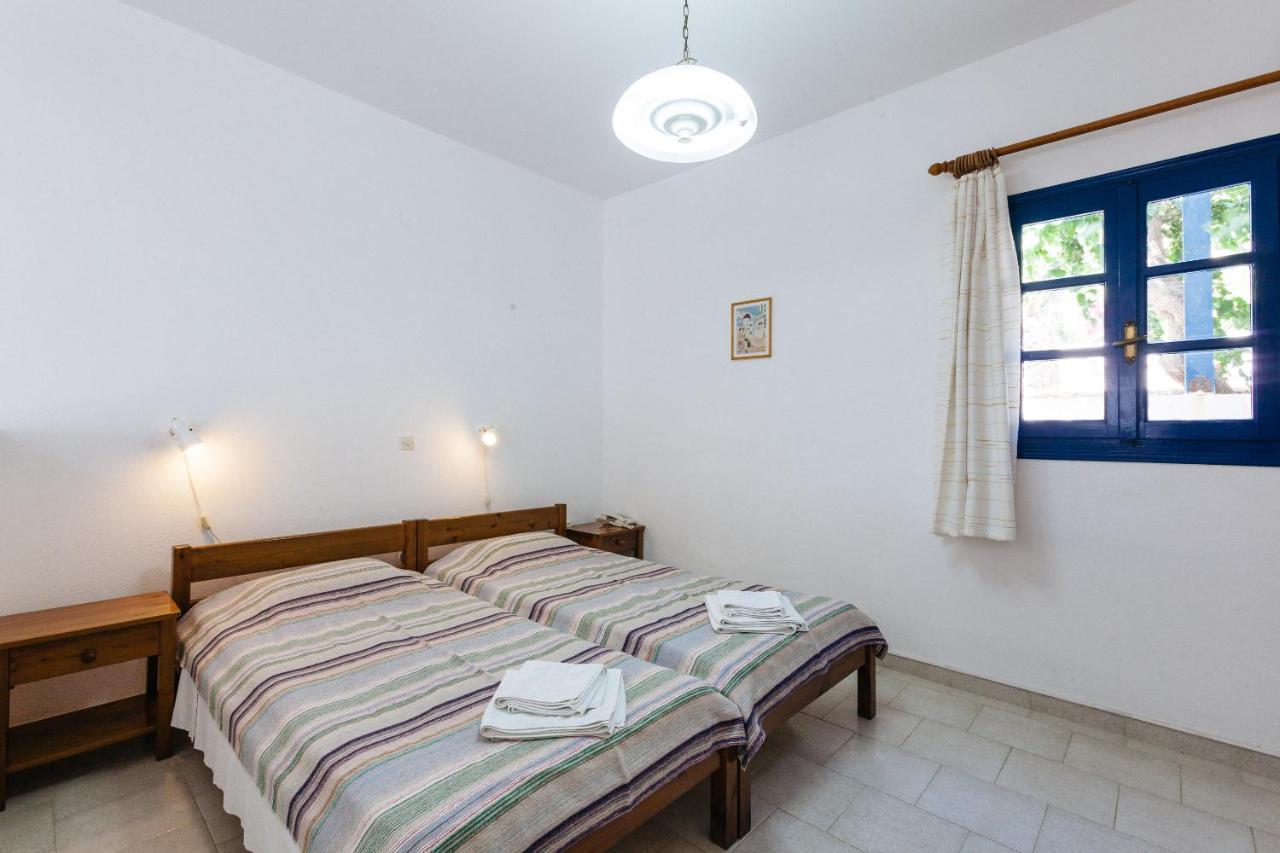 Thalassitis Coastal Apartments 페리볼로스 외부 사진