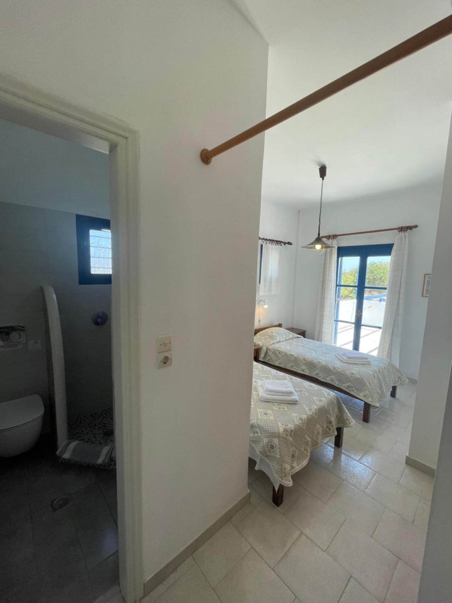 Thalassitis Coastal Apartments 페리볼로스 외부 사진
