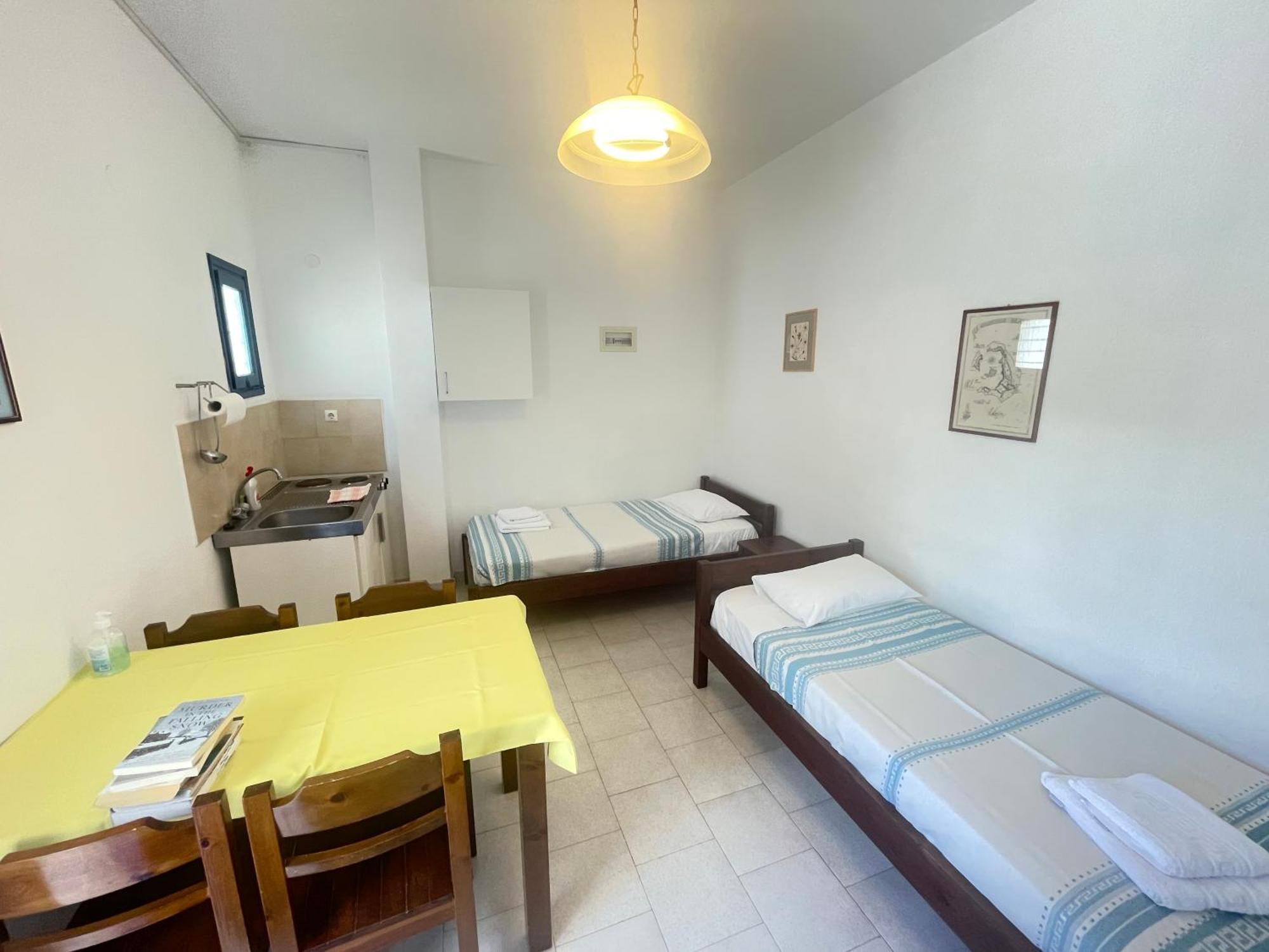 Thalassitis Coastal Apartments 페리볼로스 외부 사진